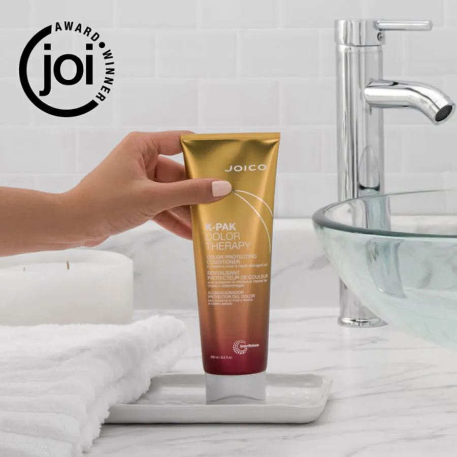 JOICO-verzorging op een marmeren wastafel